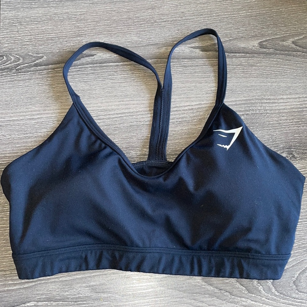 LIKE NEW: Gymshark V-Neck Sports Bra (S)